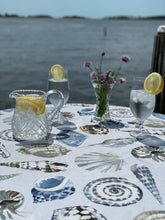 Load image into Gallery viewer, Lido Tablecloth with Umbrella Hole