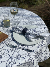 Load image into Gallery viewer, Louise Tablecloth