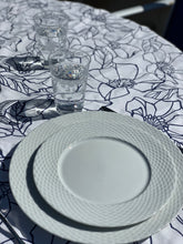 Load image into Gallery viewer, Louise Tablecloth